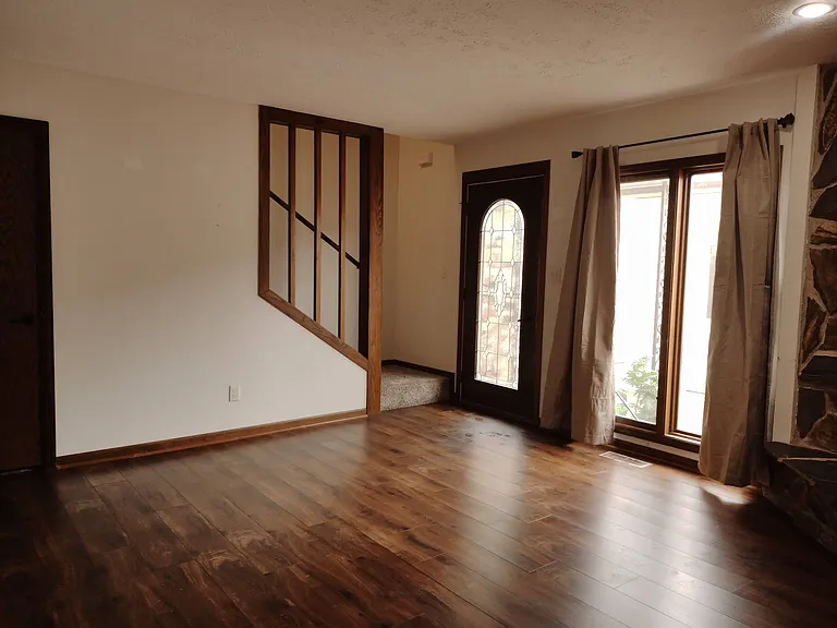 1114 Sandflower Rd — Photo 3
