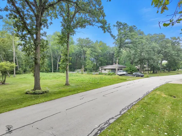 21550 S Nadia Dr, Joliet, IL 60404