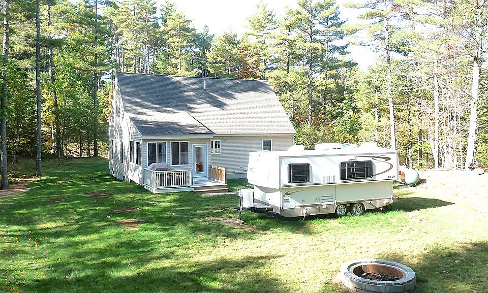 2nd image of 168 N Desmond Dr