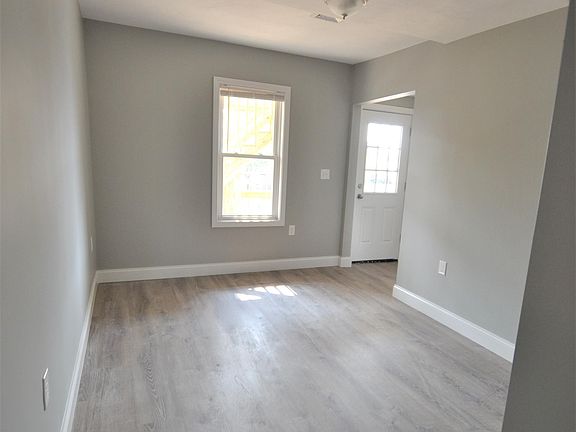 3rd image of 19 Dean St #4