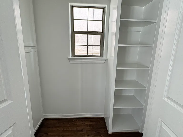2810 Helena St — Photo 11