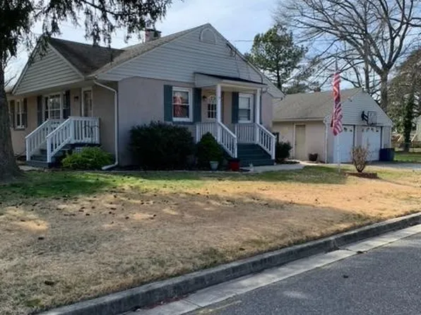 155 Delaware Dr, Pennsville, NJ 08070