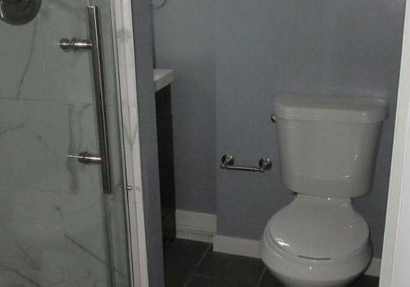 Upstairs bathroom