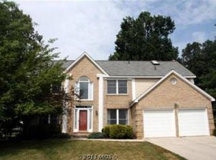 1 Amersham Ct, Sterling, VA 20165