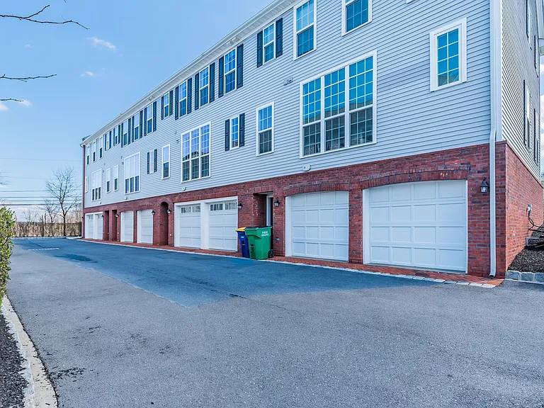1414 Ann Ln — Photo 26