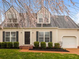 2853 Sutherland Dr, Thompsons Station, TN 37179