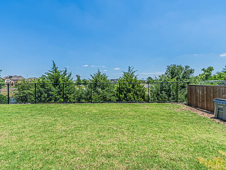3316 Hickory Ln — Photo 38