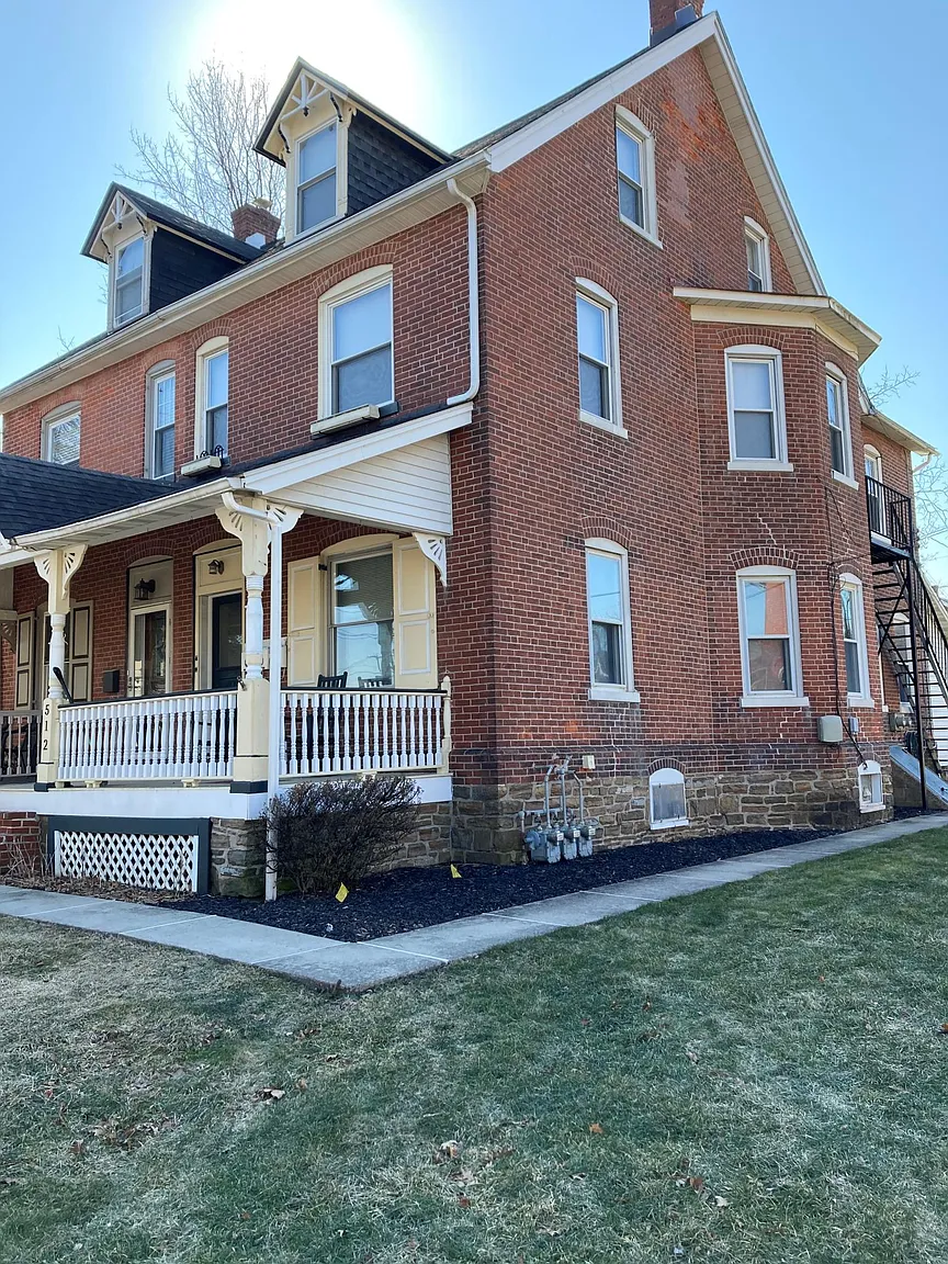 512 Derstine Ave photo 1