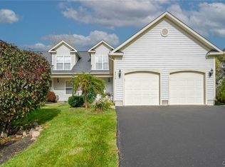 8436 Marco Ln, Baldwinsville, NY 13027