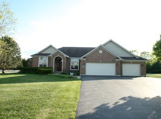 5803 Cottonwood Ct, Johnsburg, IL 60051