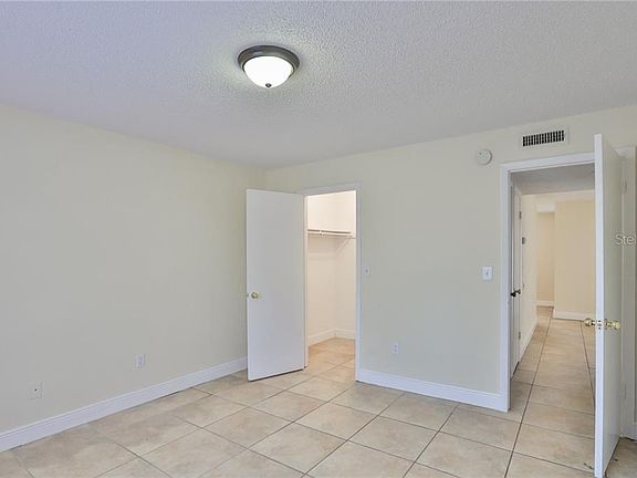 5th image of 7210 N Manhattan Ave APT 513