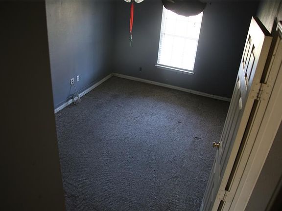 5th image of 4313 Sherwood Dr
