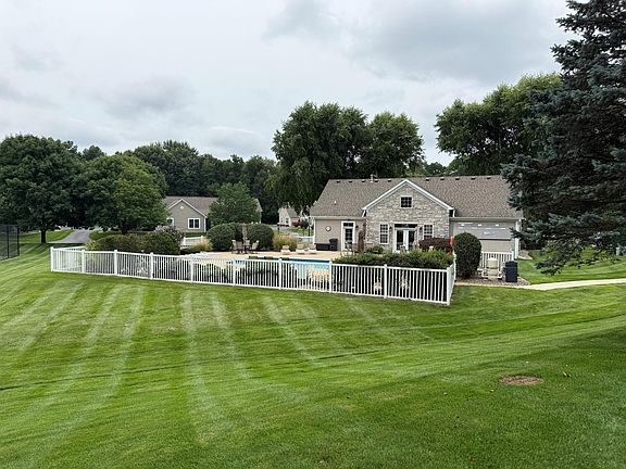 2nd image of 148 Ashton Highlands Dr #72