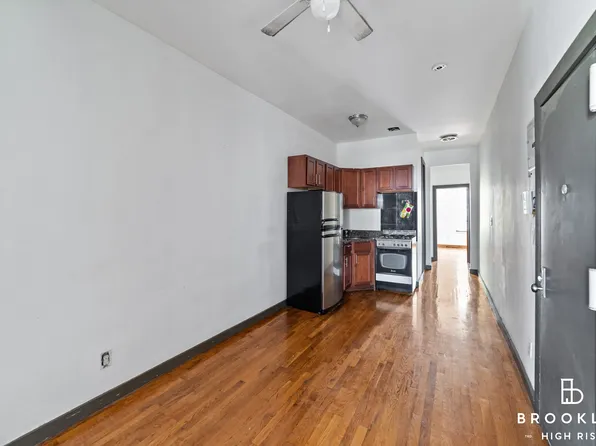 1505 Gates Avenue image 1 of 10
