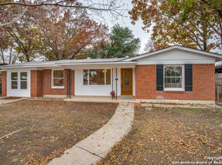 119 Bethany Pl, San Antonio, TX 78201