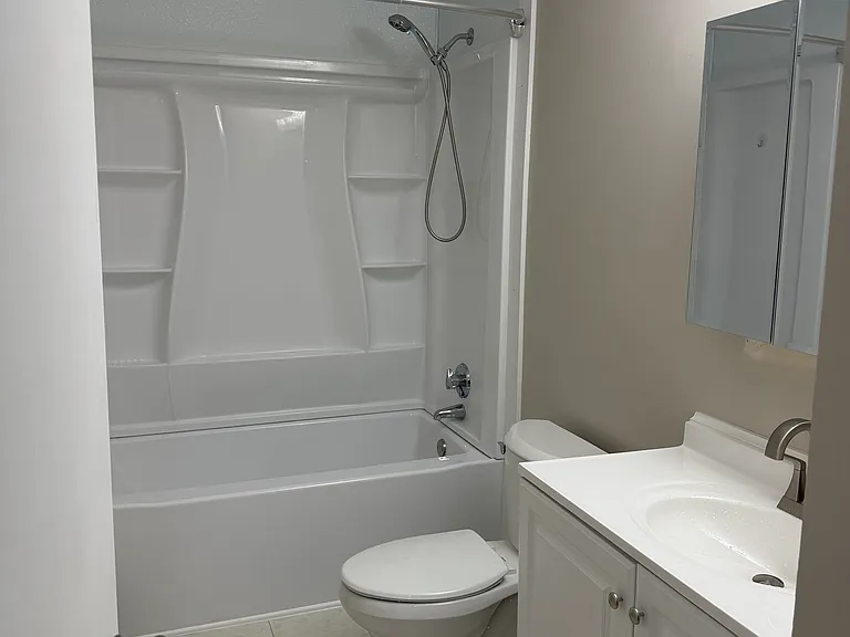 447 Farrwood Dr #447 — Photo 1