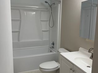 447 Farrwood Dr #447, Haverhill, MA 01835