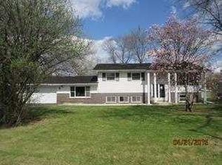 3N545 Norris Ave, West Chicago, IL