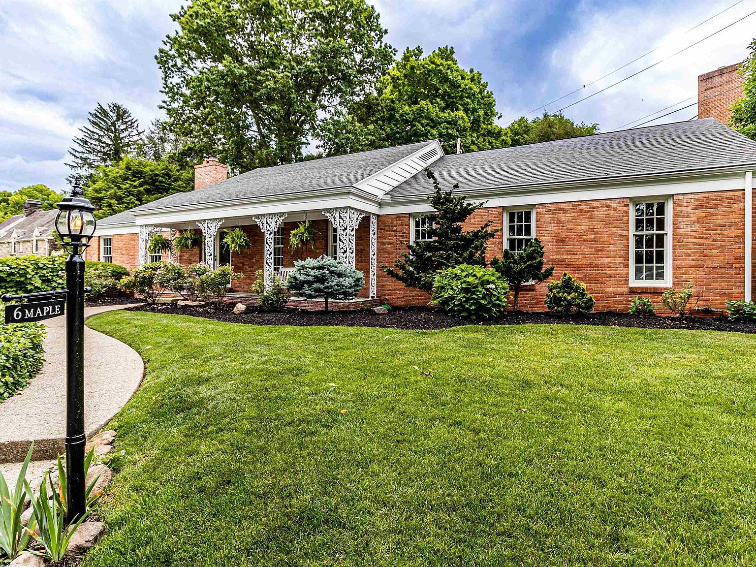 6 Maple Ave, WV 26501 Zillow