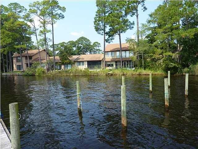 1st image of 10 Hidden Cove Cir