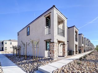 5613 Steampunk St, Las Vegas, NV 89118