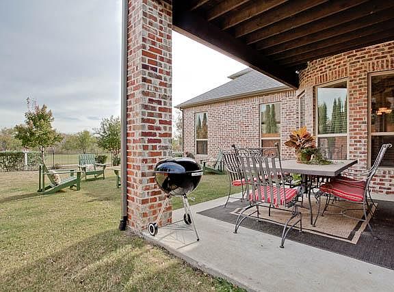 2nd image of 11110 Casa Grande Trl