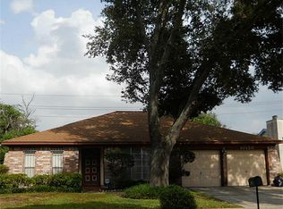 10150 Trade Winds Dr, Houston, TX 77086