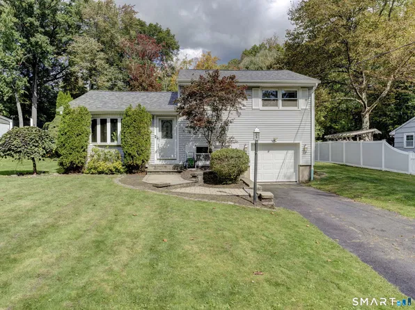 10 Shady Drive, Wallingford, CT 06492