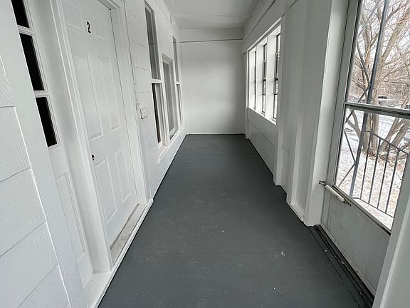 3rd image of 1542 S 29th St Unit 2