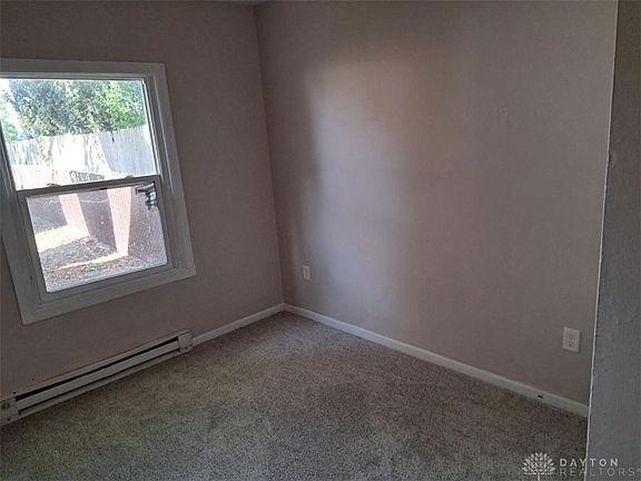 5th image of 37 W Dayton St