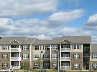 1085 Carding Machine Rd APT 433, Loudon, TN 37774