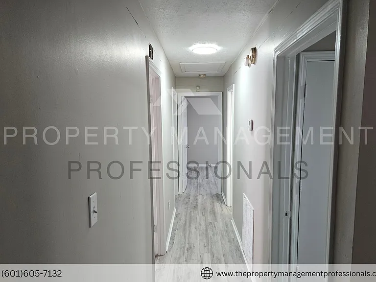 2814 Smith Robinson St — Photo 11