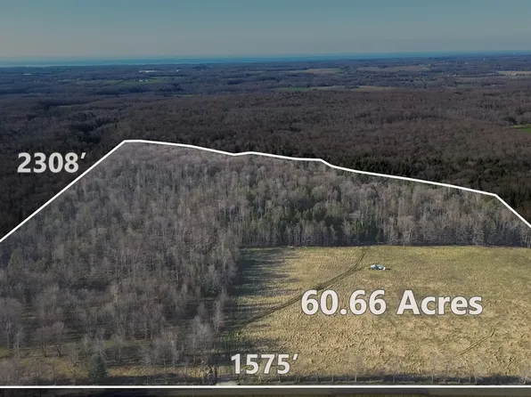 W Stancliff Rd, Girard, PA 16417