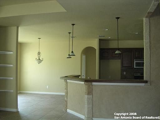 3rd image of 606 Jack Nicklaus Dr