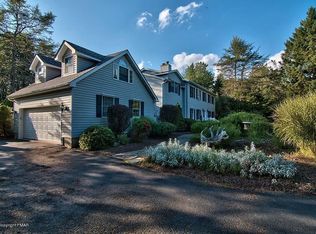 437 Minsi Trl W, Long Pond, PA 18334