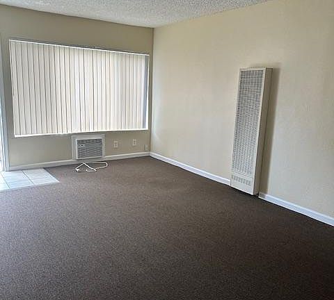 5th image of 2652 Del Rosa Ave #11