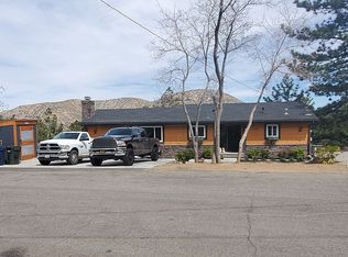 5457 Summit Dr, Wrightwood, CA 92397
