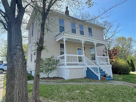 2nd image of 154 Adelle Ave
