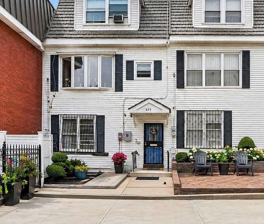 1st image of 553 Fox Street