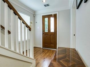 2522 Worthington St, Dallas, TX 75204