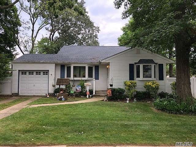 1st image of 262 Balchen St