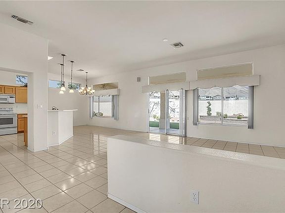 3rd image of 11012 McKendrec Ct