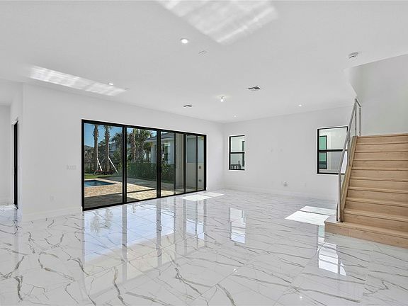5th image of 12404 Solana Bay Circle