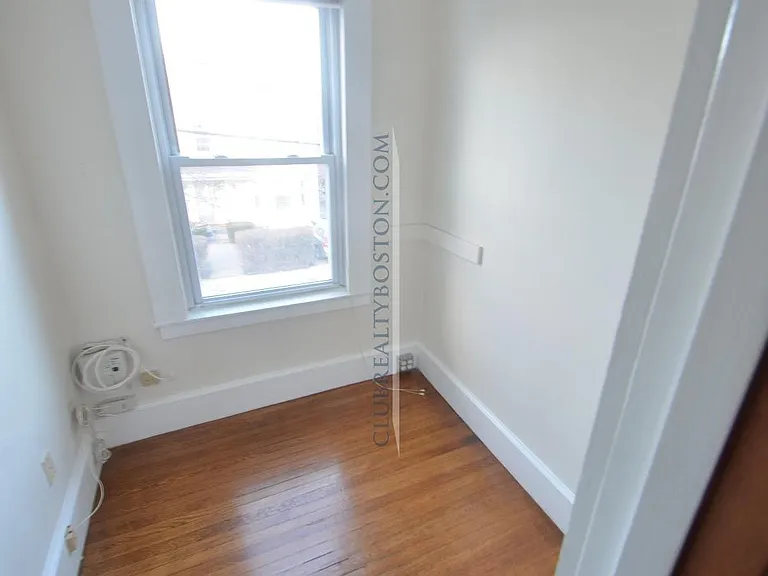 23 Cushing St #2 — Photo 11