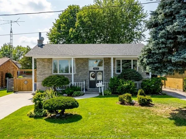 9 McKee Rd, Chatham Kent, ON N8A 4P9