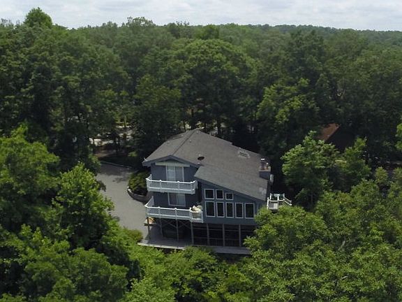 2nd image of 1245 Belmont Dr