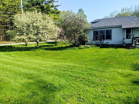3rd image of 166 Manley Rd