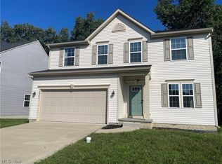 1925 Spruce Ln, Painesville, OH 44077