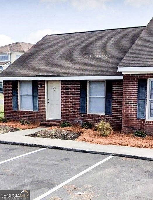 1st image of 140 Lanier Dr #28