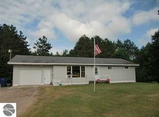 9967 N Long Lake Rd, Traverse City, MI 49684